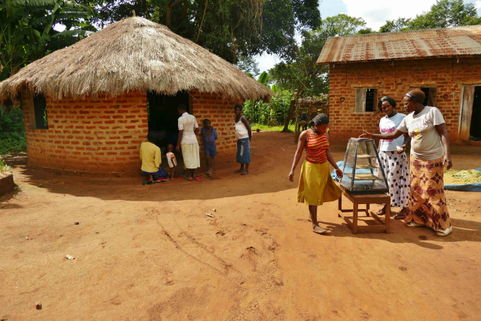 Kino_Sol_Field_Testing_Uganda