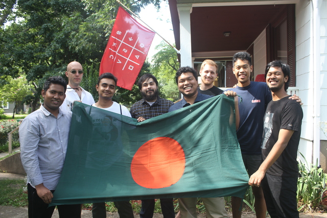 Bangladeshi team tackling counterfeit drugs spends two weeks in GEW house