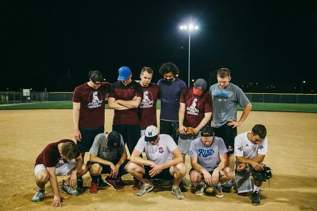 Omaha startup softball team fails to win even just one game