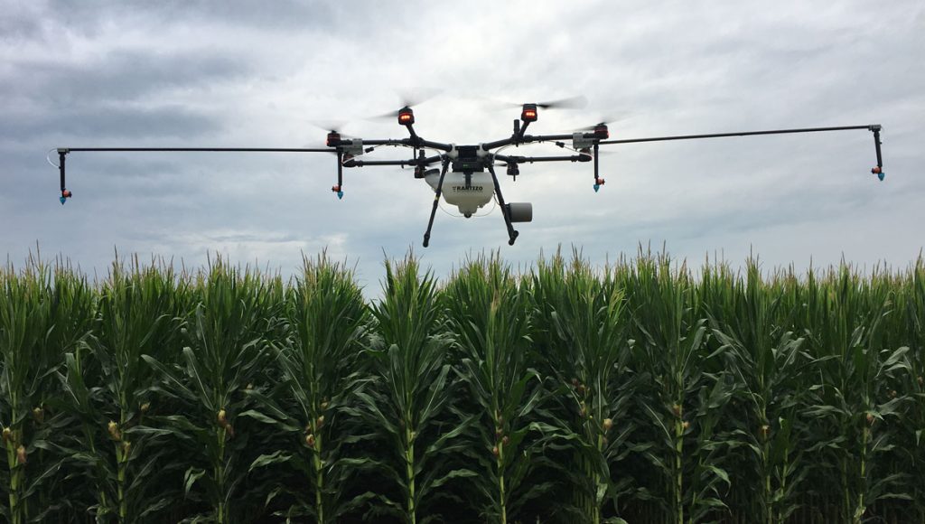 konstant Kom forbi for at vide det Postbud Corn pollinating drone technology earns Iowa City agtech firm $7.5 million  investment - Silicon Prairie News
