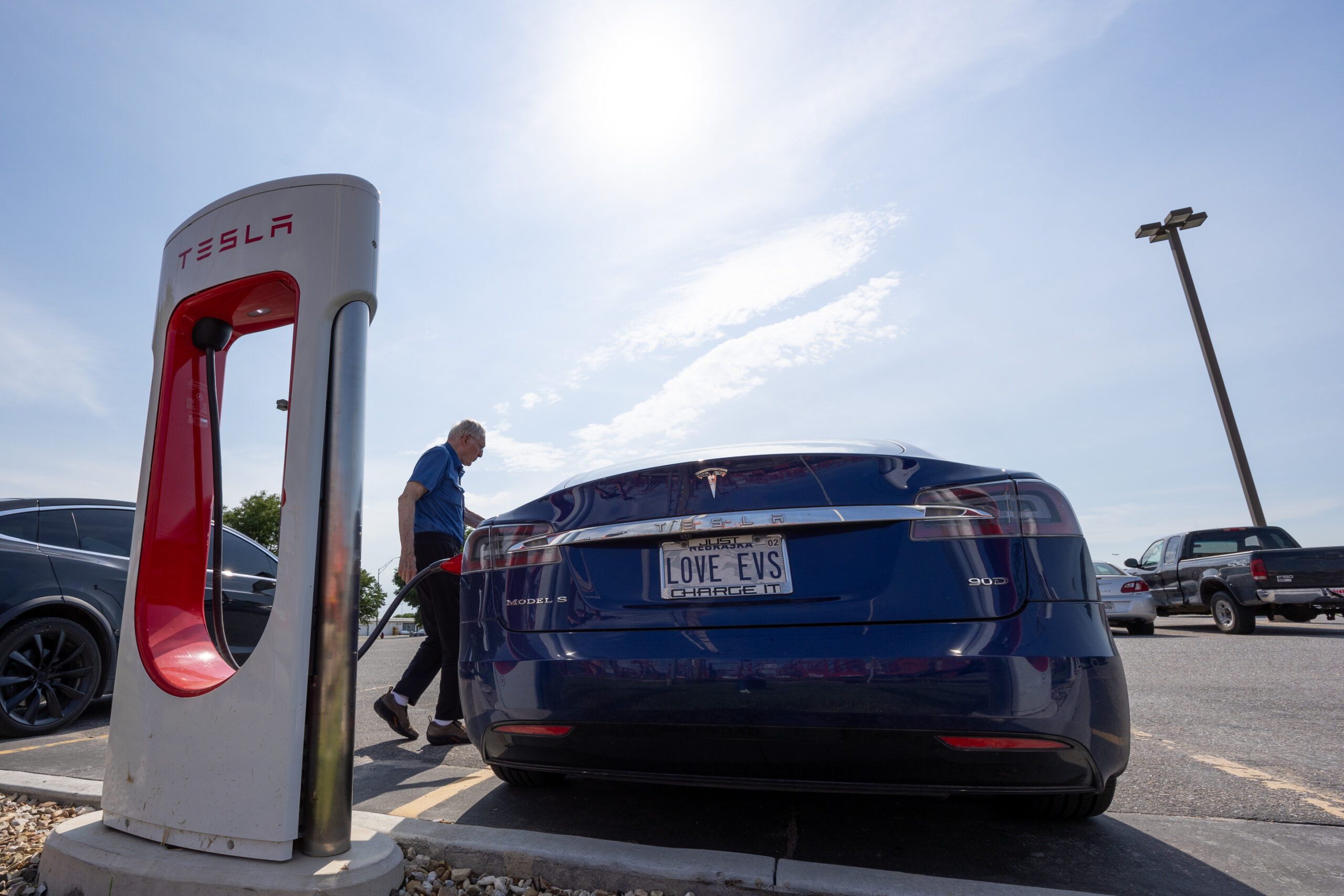 Nebraska Needs More, Faster Chargers to Spur Wider EV Adoption in the State